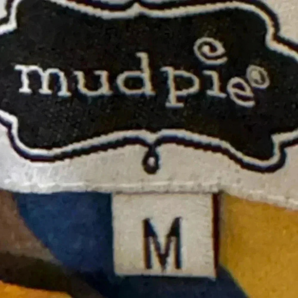 Mudpie top size medium Bust 21 1/2" Length 17" - Picture 3 of 4